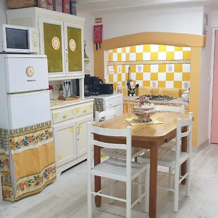 Casa Janelinhas - Near Sintra, Mafra, Ericeira بيت للعطل *
