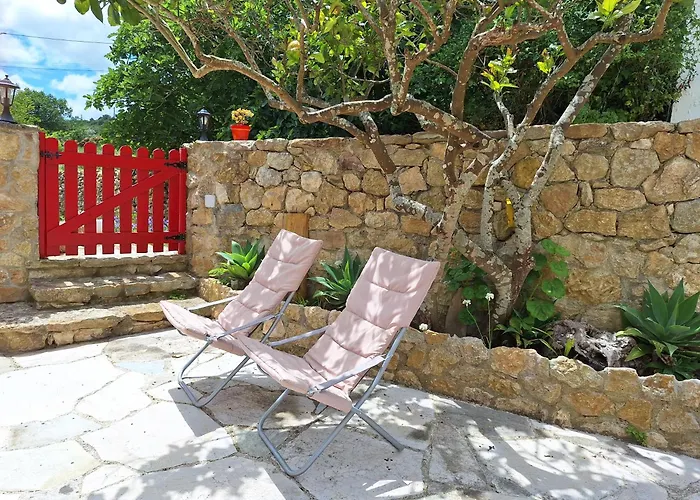 Feriehus Casa Janelinhas - Near Sintra, Mafra, Ericeira *